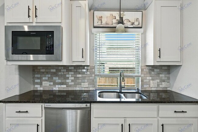 Photo - 3829 Honey Grove Dr