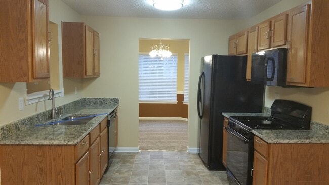 Photo - Beautiful 4-bedroom, 2.5 bath home!! (vide...