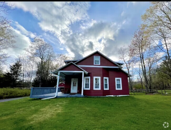 Building Photo - 42 Schoonmaker Rd Rental