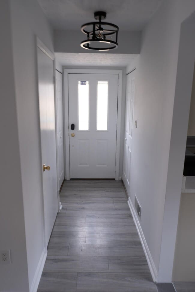 Photo - 18360 Timko Ln