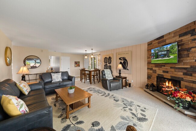 82 Red Chimney Rd