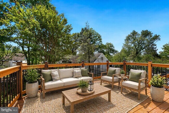 Photo - 5309 Chesapeake Rd