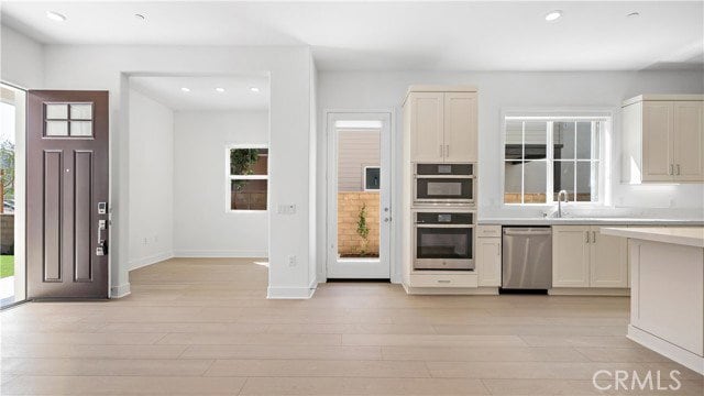 Photo - 110 Scoville