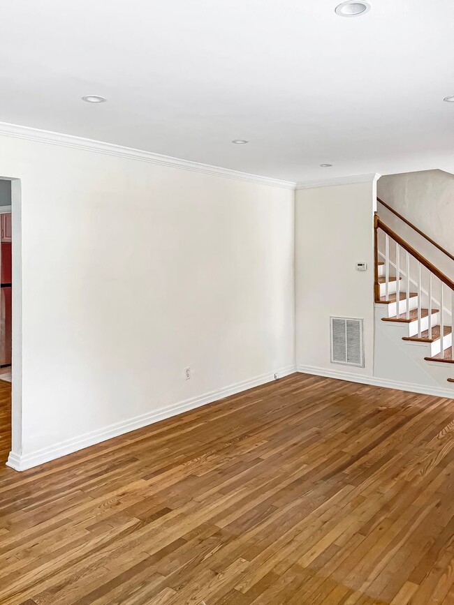 Photo - Majestic single-family home!!!