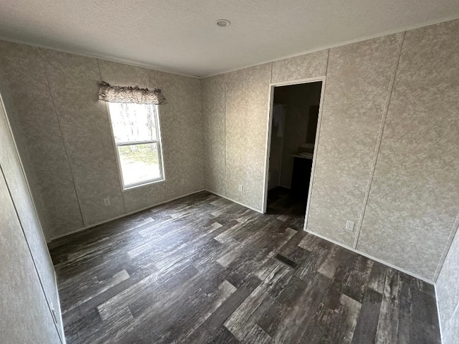 Photo - 55117 Zweifel Rd