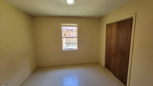 Photo - 3136 Seminole Dr