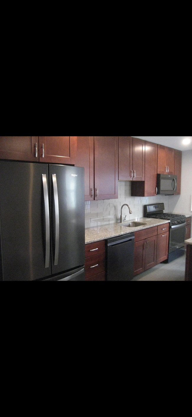 Photo - 702 S Darien St