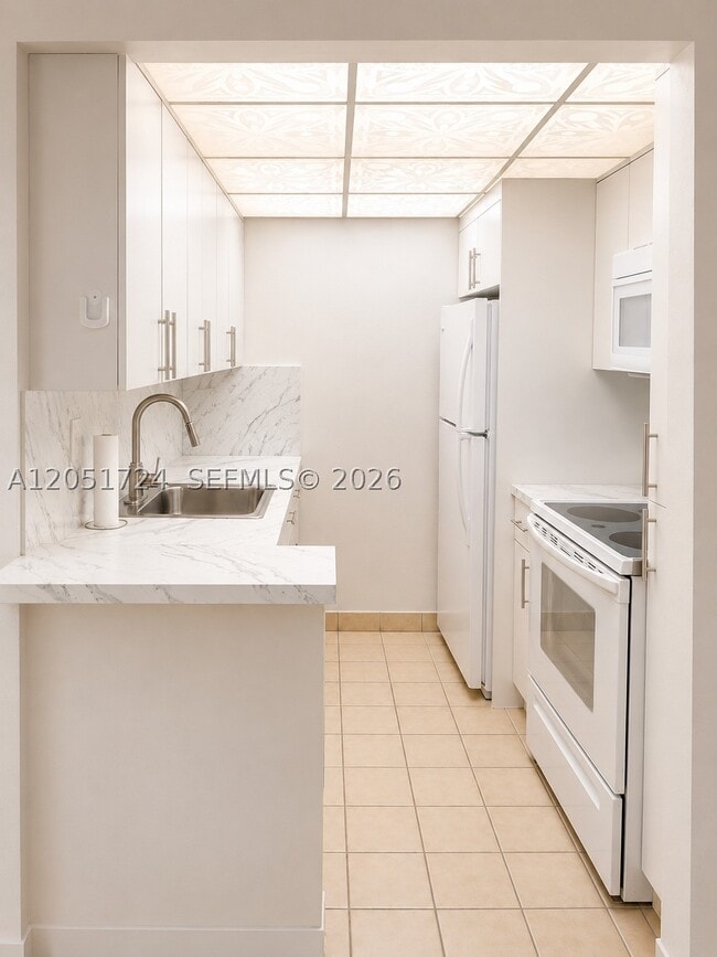 Photo - 10738 N Kendall Dr Unit K13