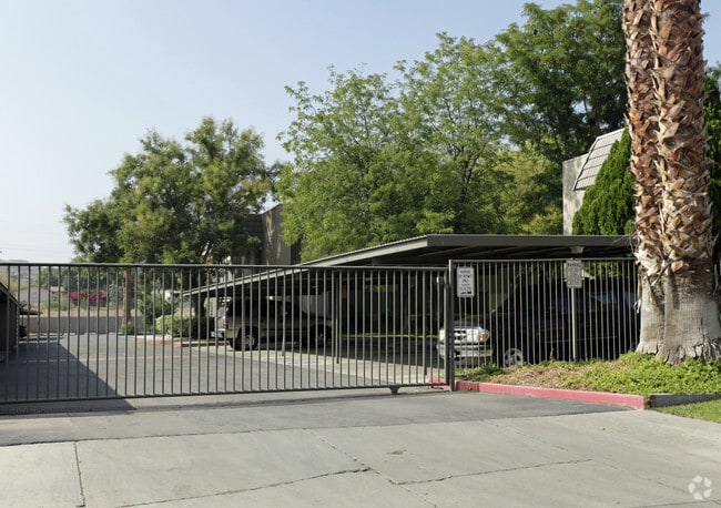 Photo - Waterman Apartments