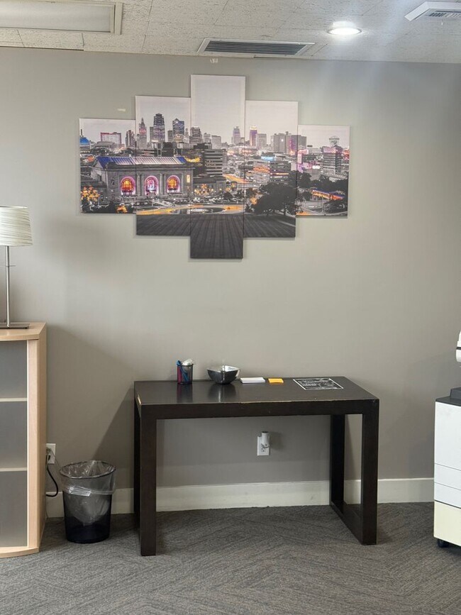 Photo - Fantastic Studio in The Metropolitan Condos