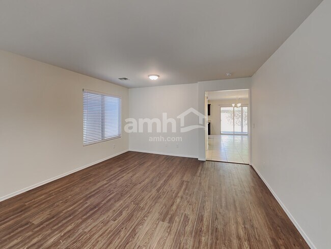 Photo - 3806 S 186th Dr