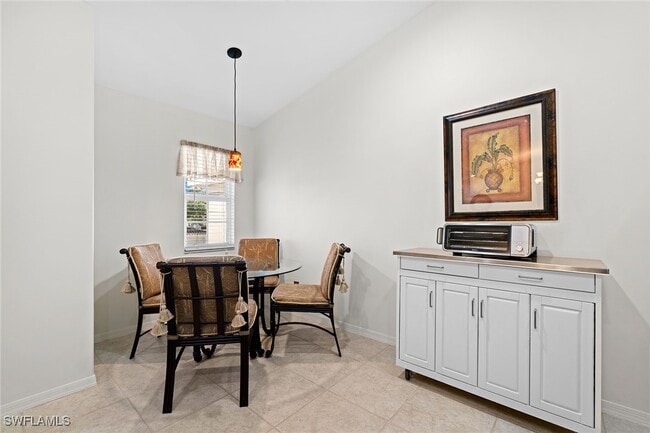 Building Photo - 23785 Clear Spring Ct Unit 2305