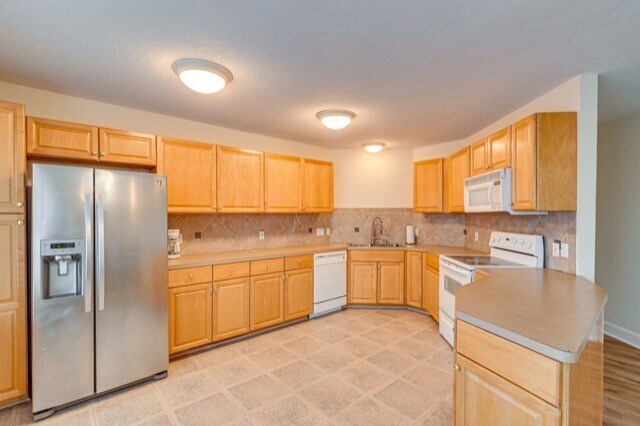 605-606 6th St Unidad D