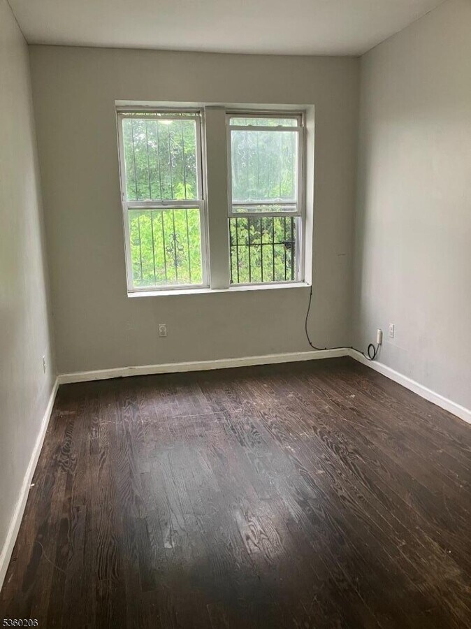 Photo - 789 S Orange Ave