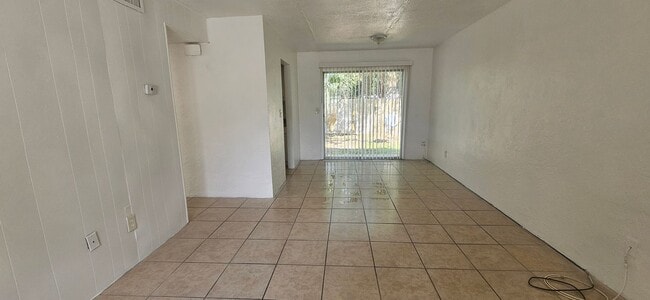Photo - 1225 Kennedy Rd Unit Kennedy Rd. - 1225  04