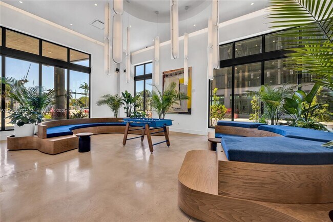 Photo - 3801 N Dixie Hwy Unit 404