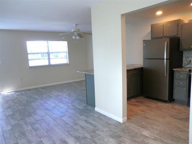 Photo - 1901 Andover Way Unit 47