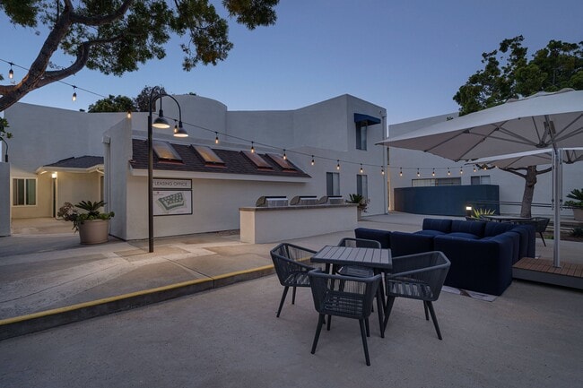 Photo - Village Square Apartments
