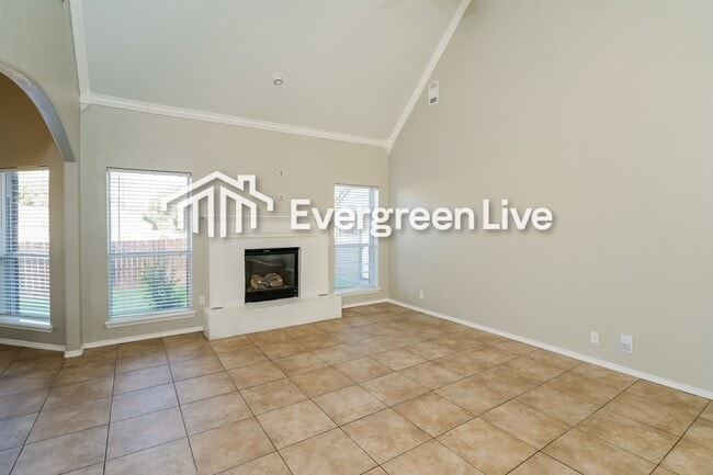 Photo - 1212 East Canton St S