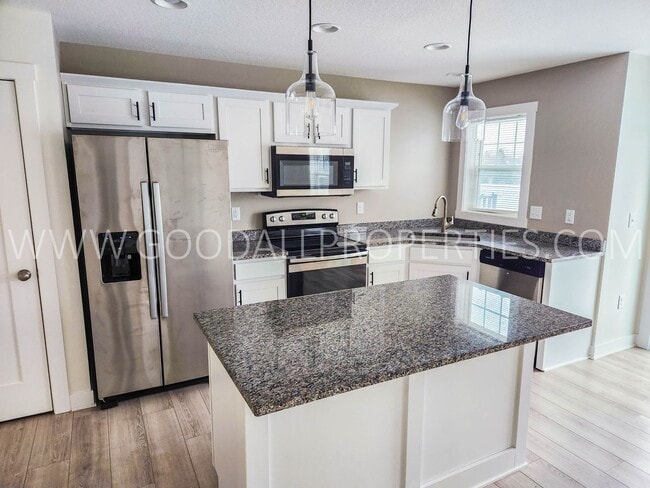 Photo - 2 Bedroom 2.5 Bath 2 car garage Townhome in Ankeny