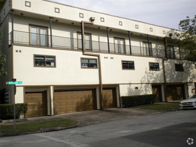 Building Photo - 1342 Rutland St Unit 211 Rental
