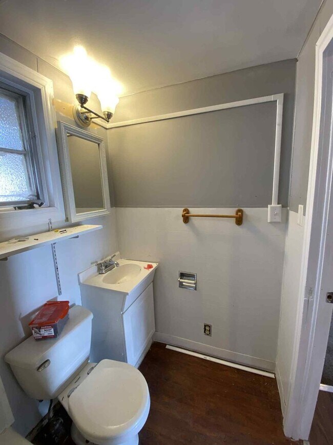 Photo - 132 S 12th St Unit Upper