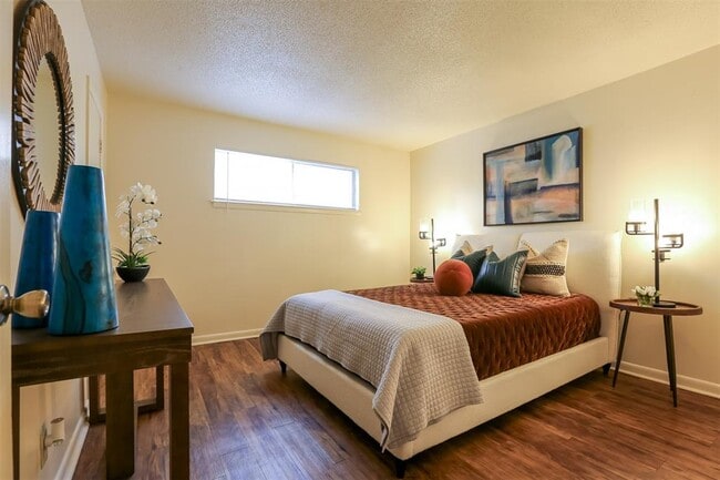 Photo - 4553 Guadalupe St Unidad 2B