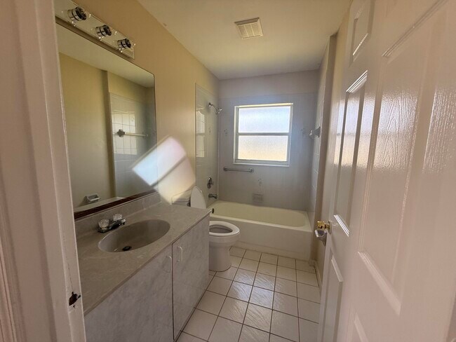 Photo - 1765 SW Desert Ave