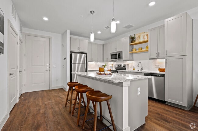1BR, 1BA - 707SF (A1) - Kitchen - Park Hill