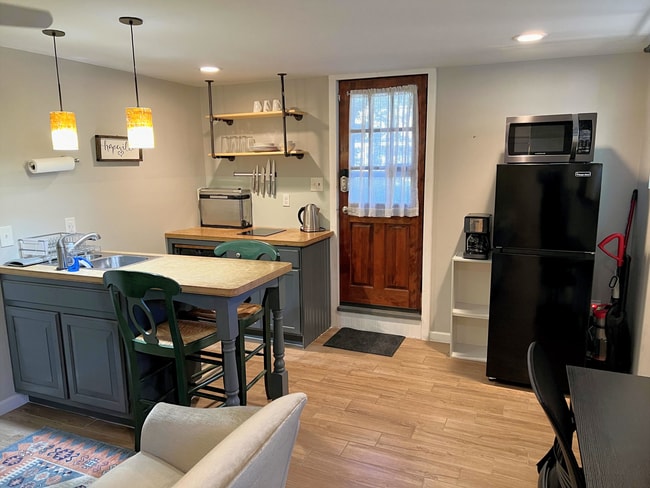 Photo - 3277 N Whitney Ave