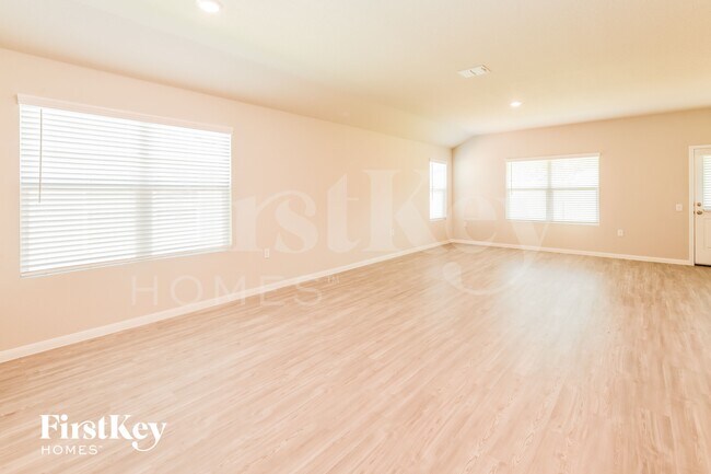 Photo - 4419 Meadowland Pl