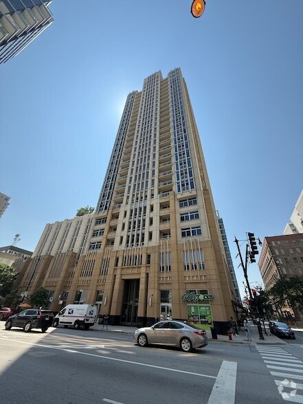 Building Photo - 1400 S Michigan Ave Unit 2308 Rental
