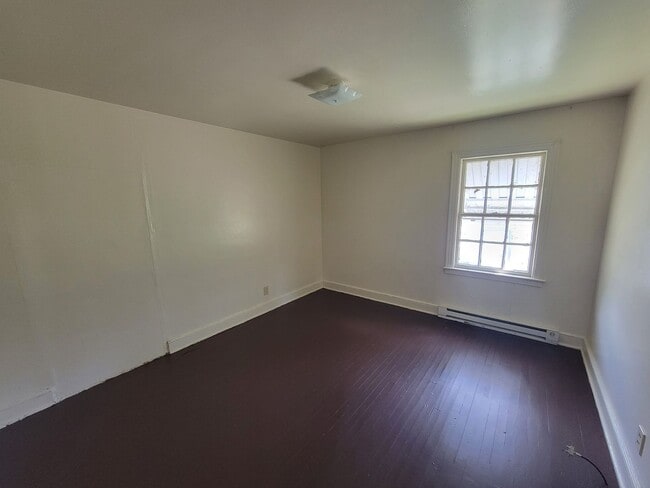 Photo - 2 Bedroom 1 Bathroom