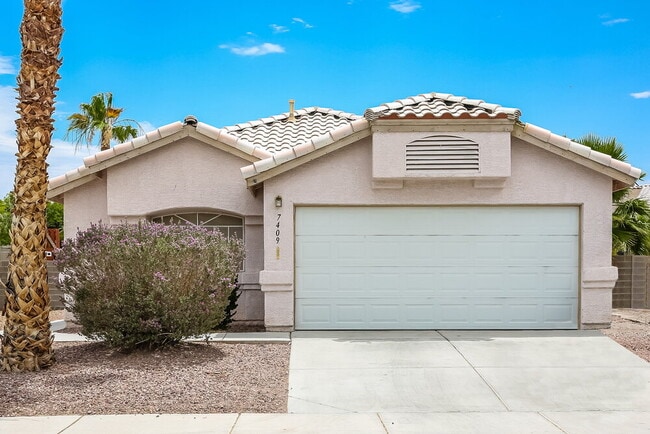 Building Photo - 7409 Hickory Hills Dr