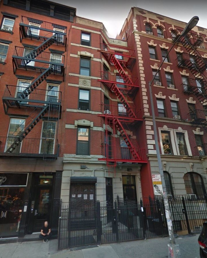 350 East 13th Street - 350 East 13th Street Apartments