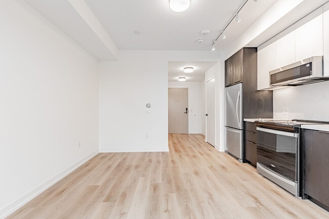 Photo - 5 York Garden Wy