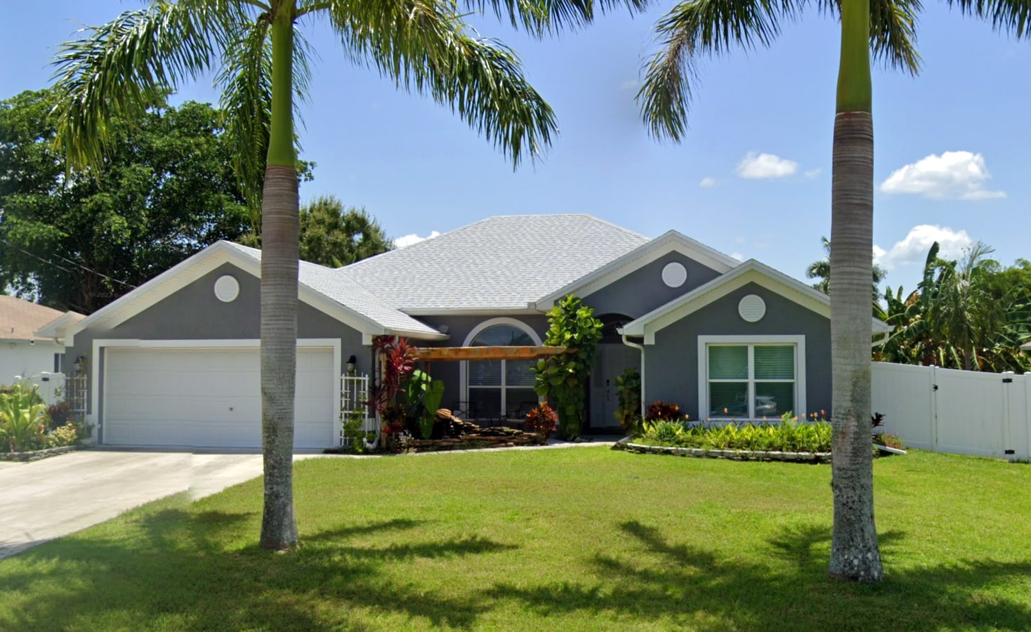 Photo - 2830 Surfside Blvd Casa