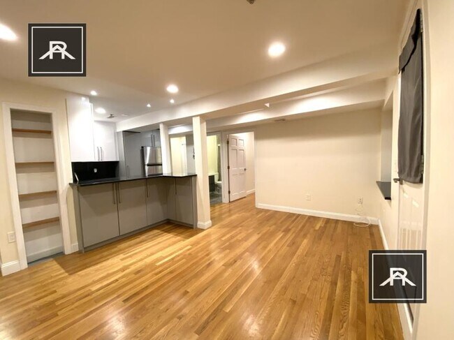 Photo - 3 bedroom in Brookline MA 02445 Unit 2