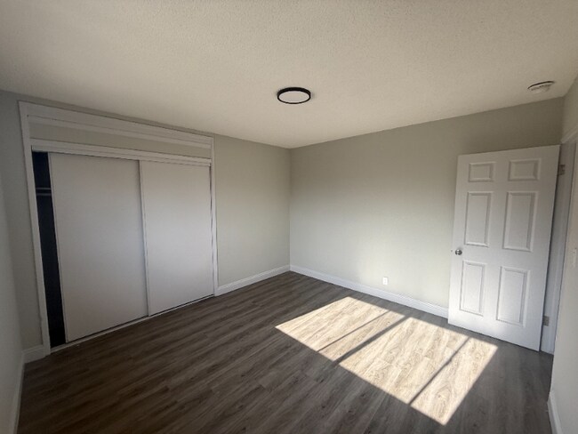Photo - 1122 W 94th St Unit 3