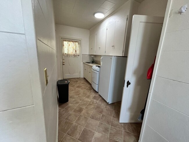 Photo - 133 1st Ave E Unit 133 1st Ave E #4 (CG - 278)