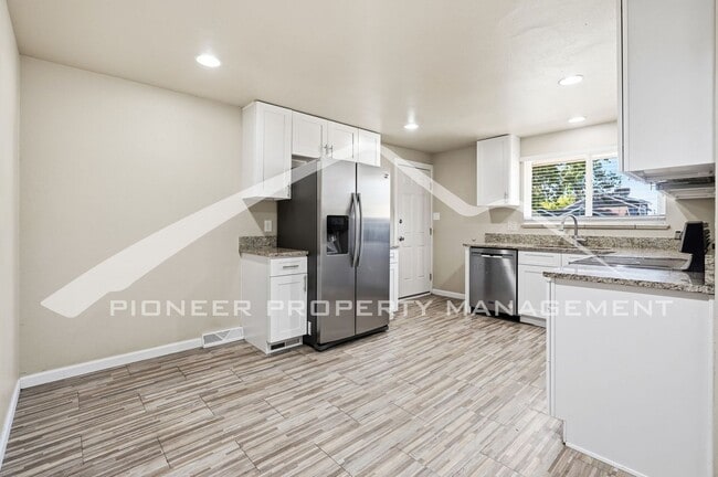 Photo - Spacious Home with Washer/Dryer and Storage Shed