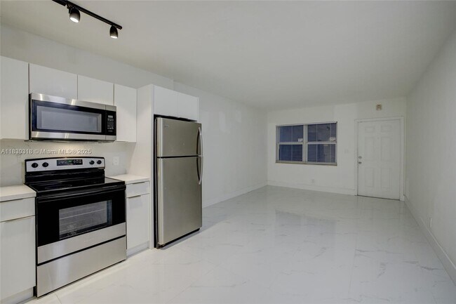 Photo - 1740 Funston St Apartamento Unidad 3