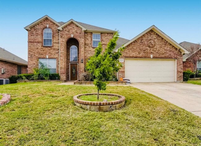 Building Photo - 3023 Riverwood Ln