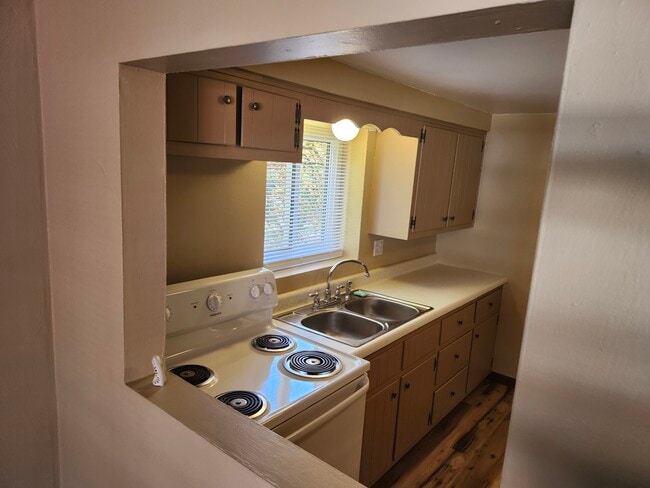 Photo - 160 Madison Ave Unit Apt #1