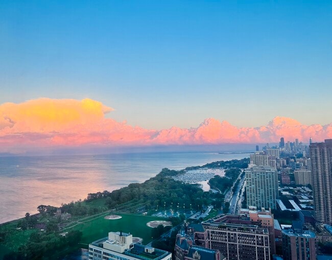 Photo - 655 W Irving Park Rd Condo Unit 4807