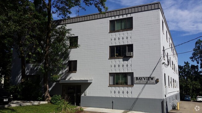 Building Photo - 2102 Rental