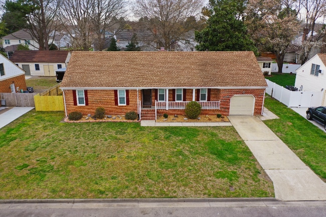 1316 Winfall Dr