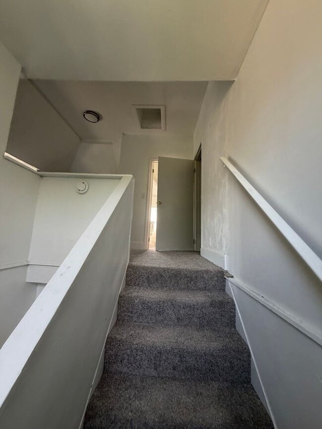 Photo - 5-Bedroom Home for Rent in Cleveland – Over 2,000 Sq Ft!