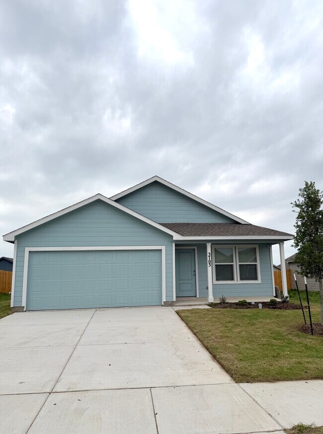 Photo - 3703 Oleander Pl