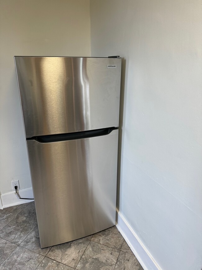 Photo - 9 Miller Ave